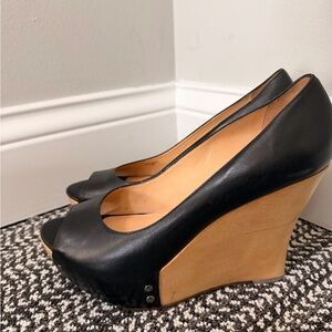 Via Spiga Black and Tan Wedge Peep-Toe Shoes